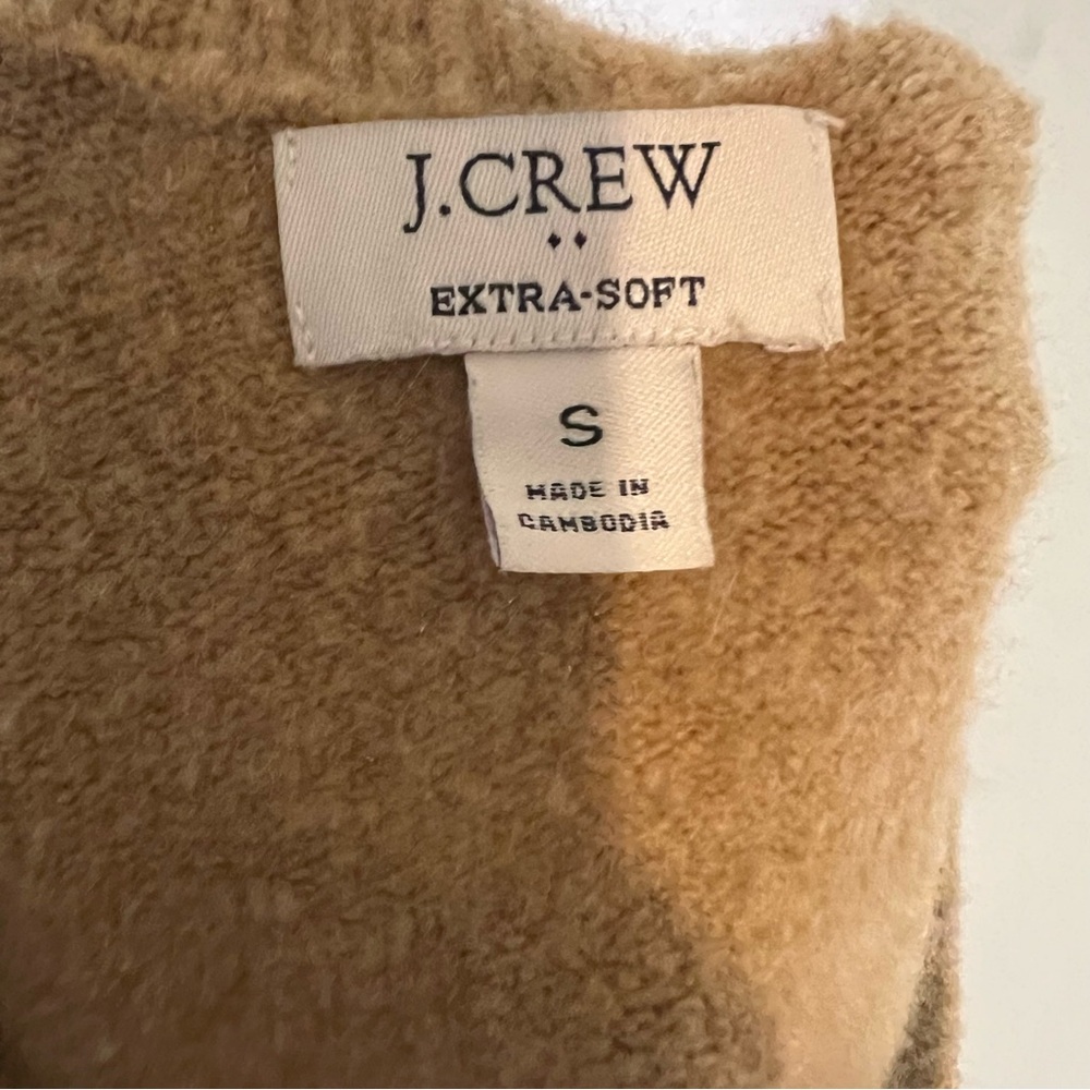 J.crew extra soft Sweater - Picture 8 of 9